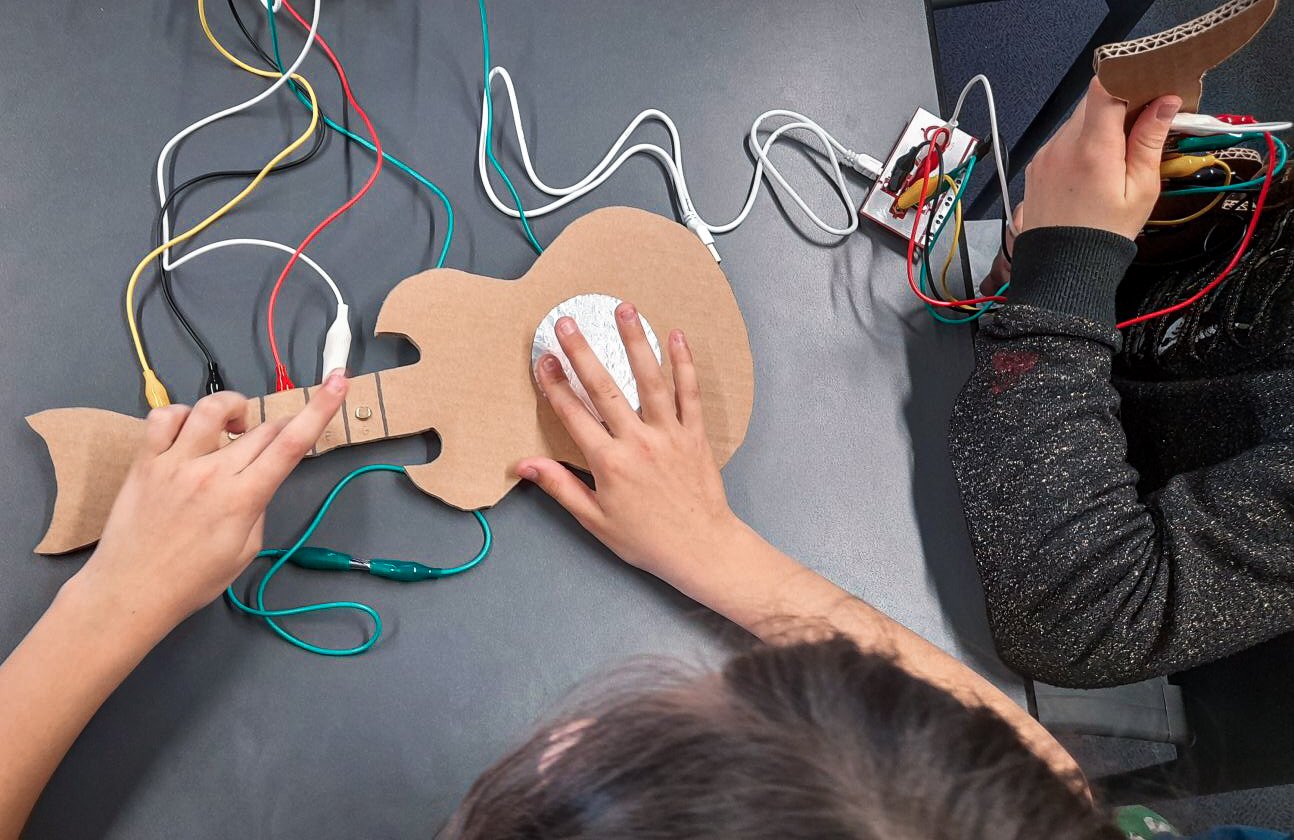 Makey makey : jazz band