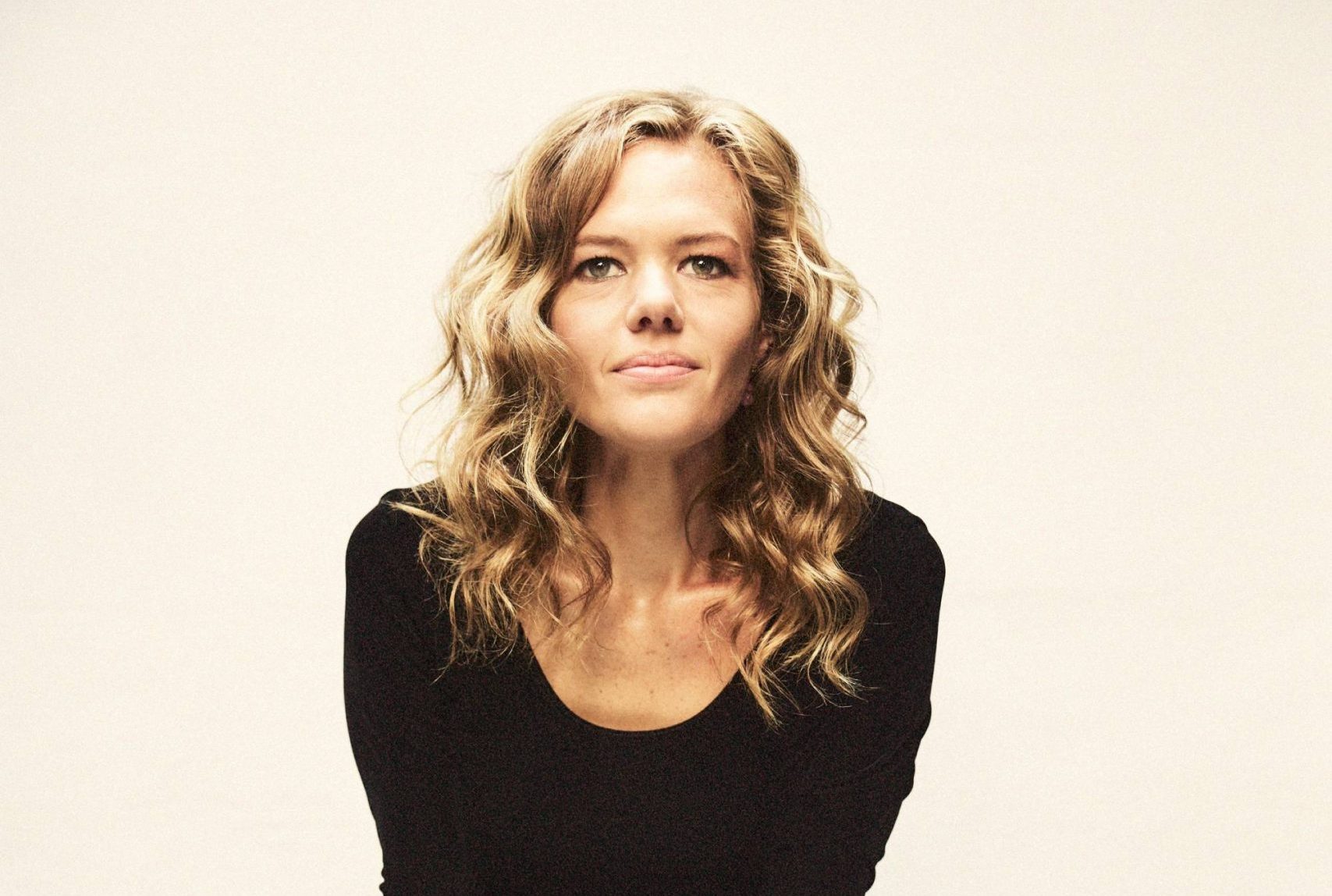 Le West Jazz Orchestra invite Kathrine Winfeld